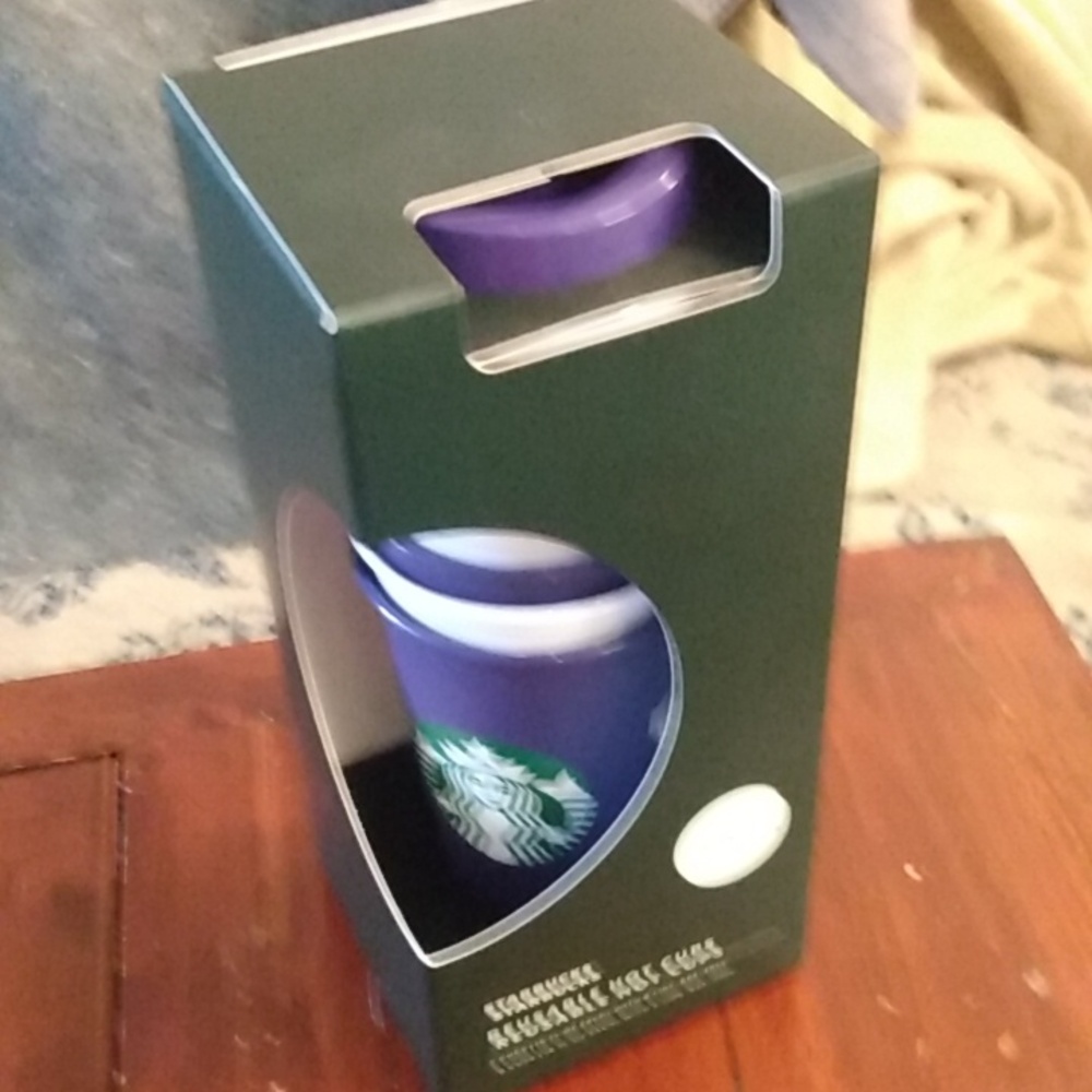Brand New Limited Edition Starbucks Reusable Hot Cups Washington Huskies 6 - Picture 8 of 11
